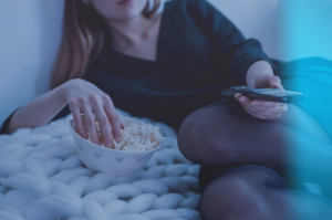eating popcorns